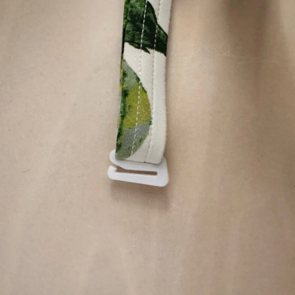 Nip Tuck One Piece Swimsuit  Sz6 - Picture 5 of 8